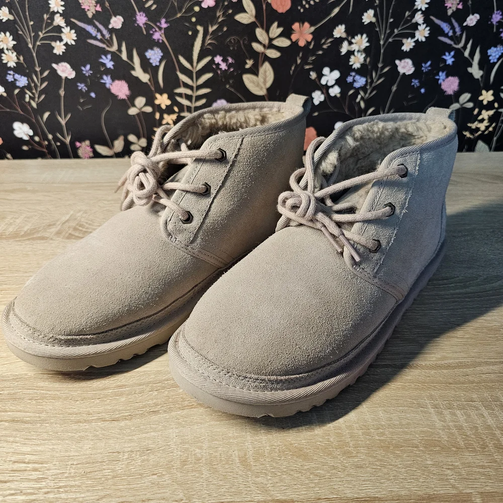 UGG Neumal Chukka Boot Size 8 NWOT